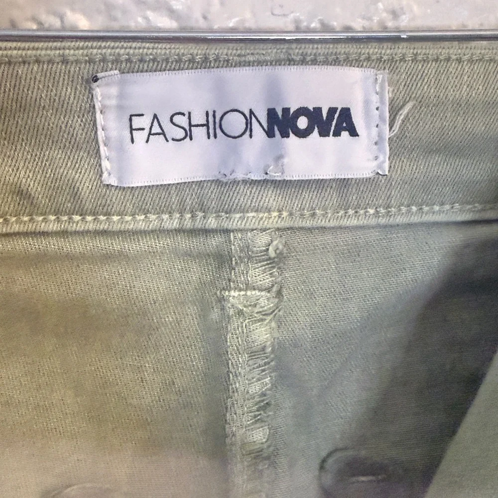 Fashion Nova Olive Green Cargo Pants High Rise Utility Wide Leg Size M